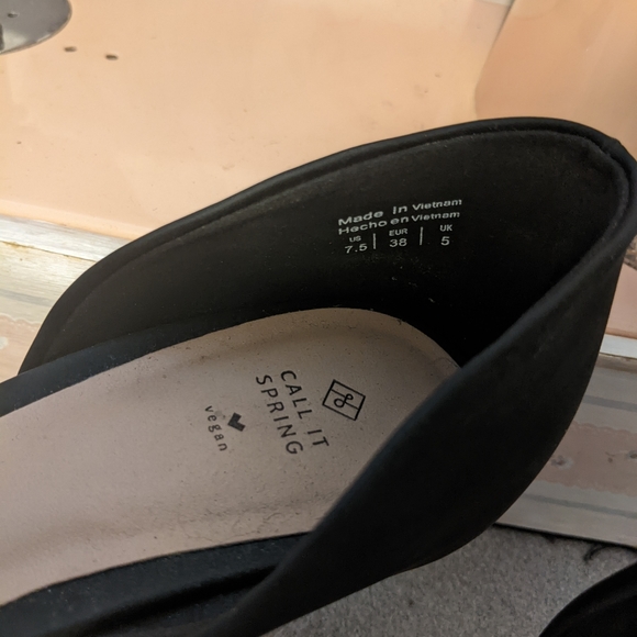 Call it spring Black heels, size 7.5 - Picture 5 of 10